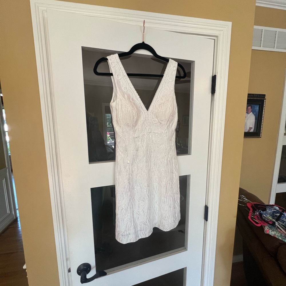 Lilly Pulitzer like new gorgeous glimmering white dress! 0 Rare!!